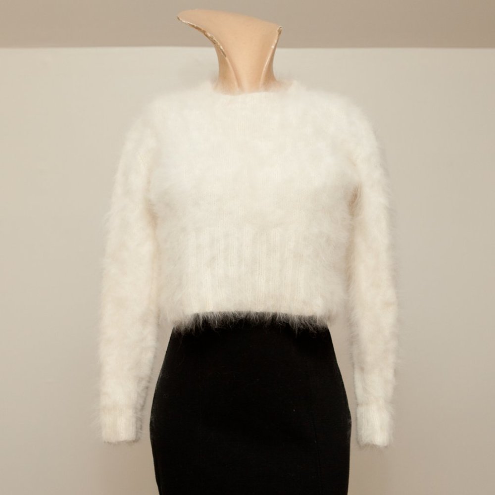 Gorgeous Cropped White Angora Sweater